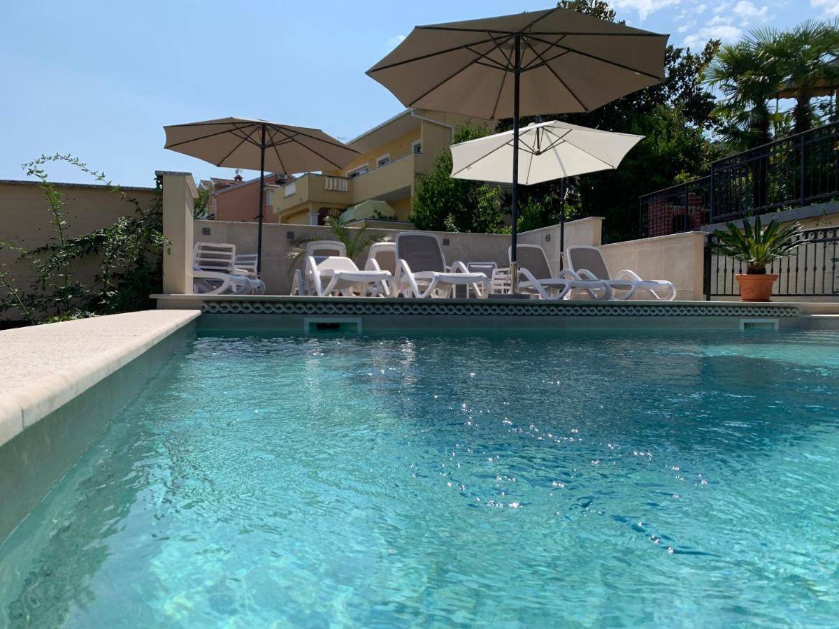 Grand Pool Apartment Ika-Opatija Bagian luar foto
