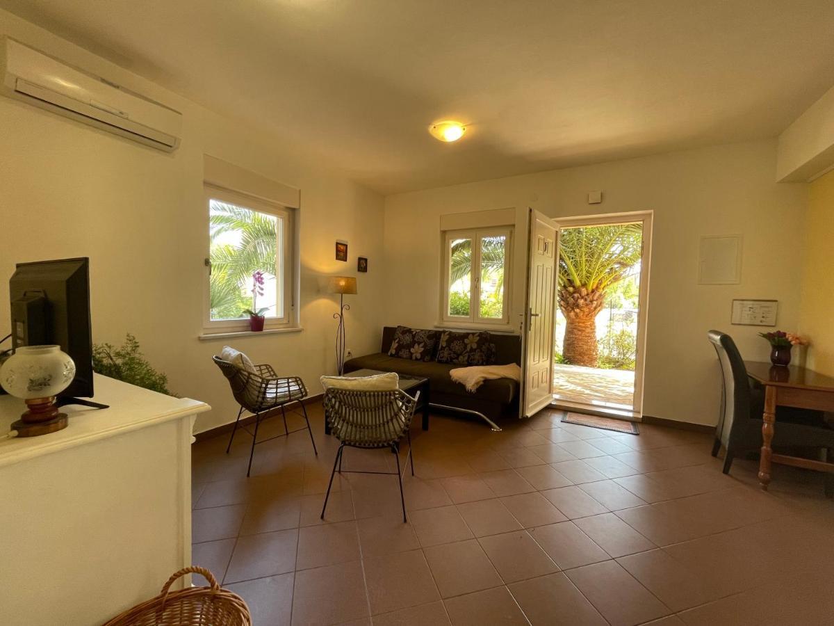 Grand Pool Apartment Ika-Opatija Bagian luar foto