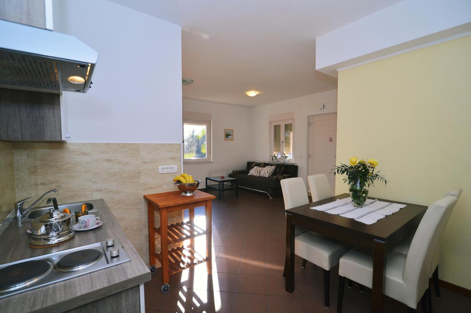 Grand Pool Apartment Ika-Opatija Bagian luar foto